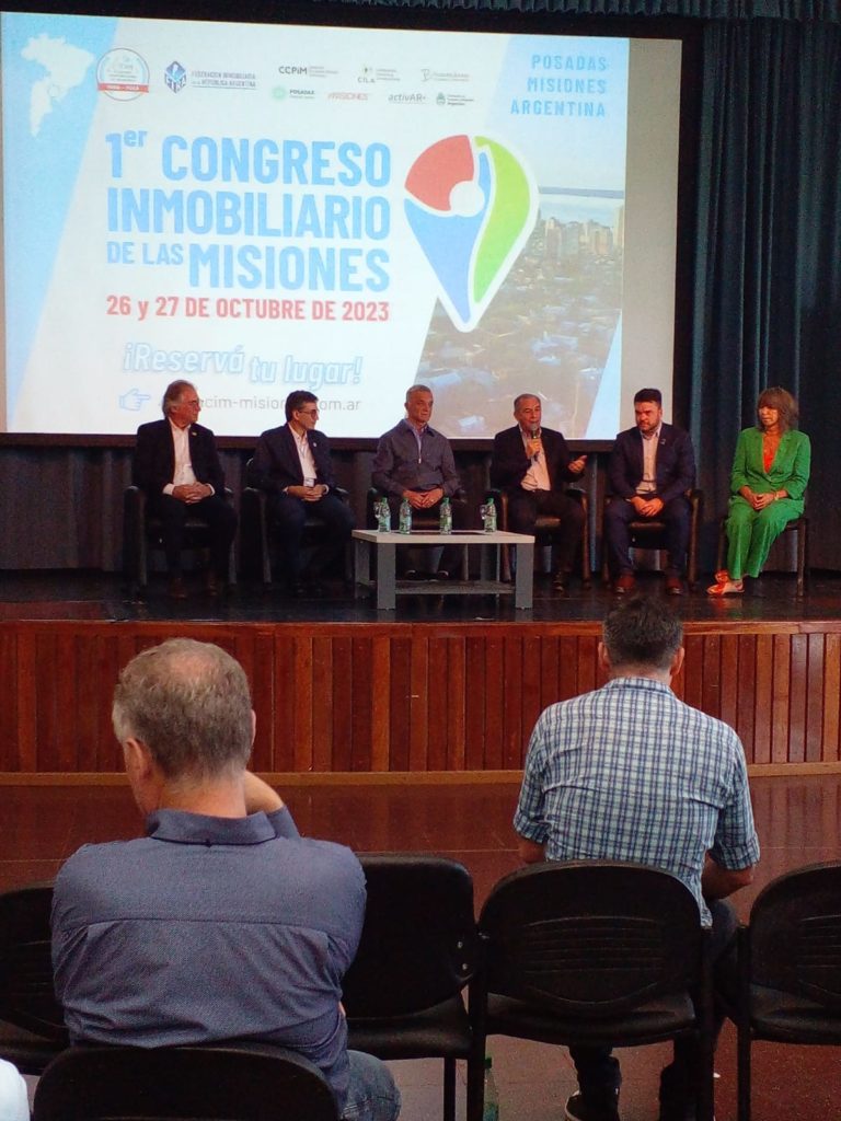 Comenzó el Primer Congreso Inmobiliario de las Misiones, ponderando el desarrollo de la Provincia imagen-11