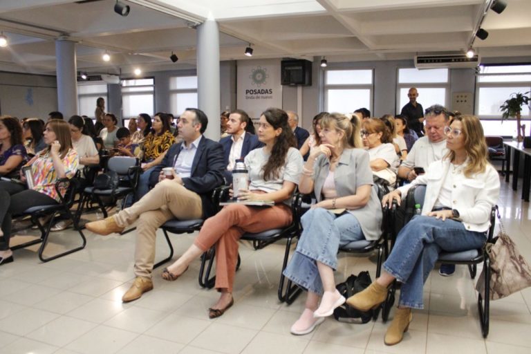 Se articulan acciones para prevenir y erradicar la discriminación en ámbitos laborales imagen-10