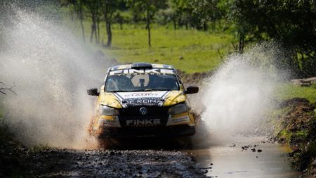 Automovilismo: el binomio Héctor Finke Jr-Marcos Espindola ganó el rally de Alem imagen-9