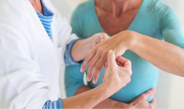 Destacan los factores de riesgo de la artritis reumatoidea y la importancia de la detección temprana imagen-2