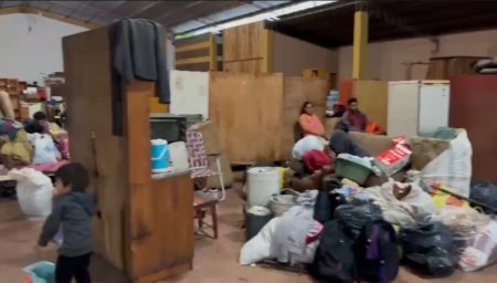El Soberbio: las Iglesias asisten a familias evacuadas imagen-10