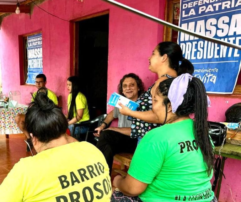 El Movimiento Evita brindó una charla en el barrio Prosol de Posadas imagen-7