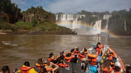 En Iguazú la ocupación hotelera se ubica en el 65% y el paseo Garganta del Diablo sigue cerrado imagen-4