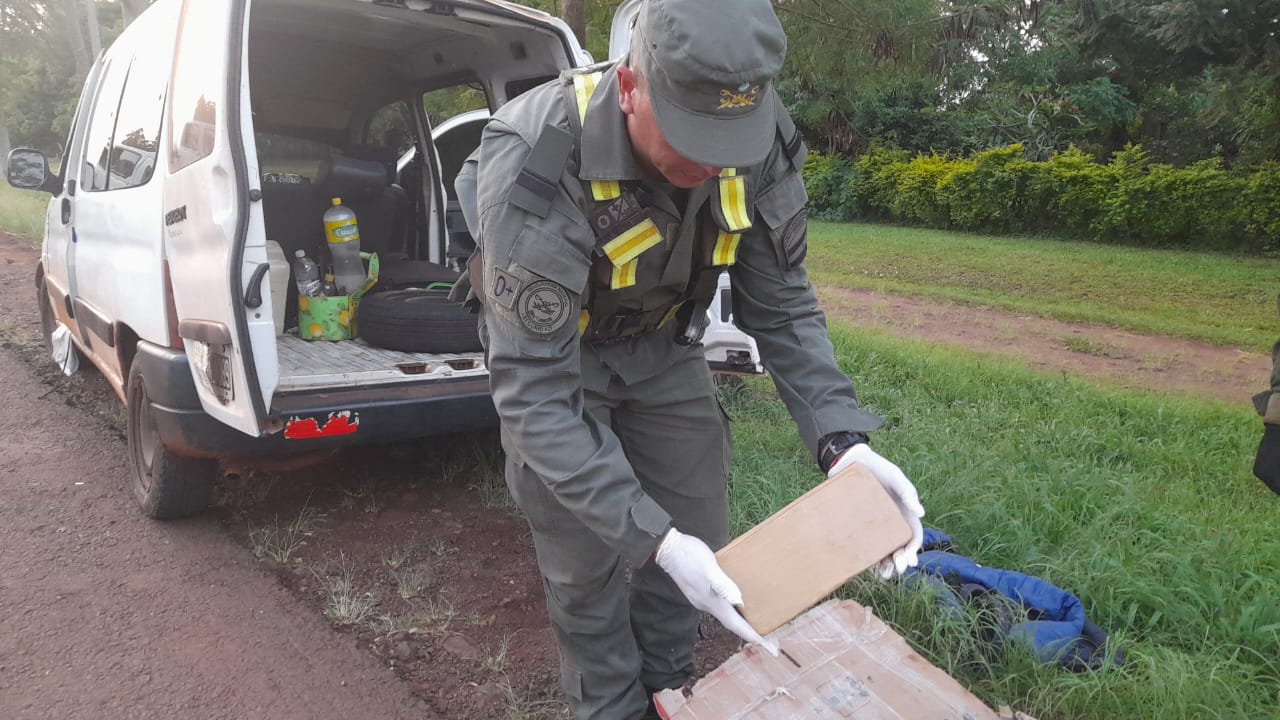 Gendarmes secuestraron más de 470 kilos de marihuana en Misiones imagen-6