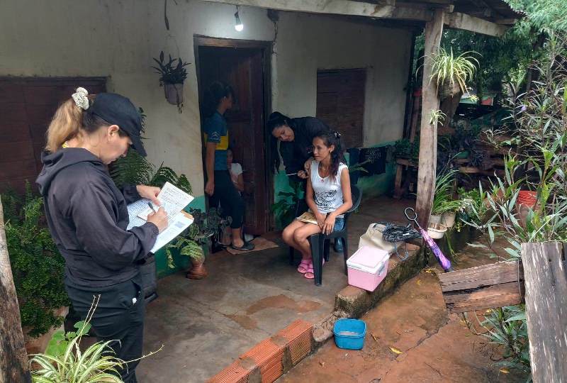Salud Pública asiste a familias afectadas por el temporal en Posadas y Candelaria  imagen-10