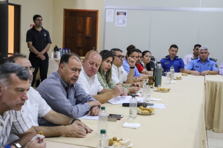 Paraguay: Mesa de Diálogo avanza en acciones para destrabar problemática vinculada al cruce por el puente San Roque González de Santa Cruz y al comercio encarnaceno imagen-15