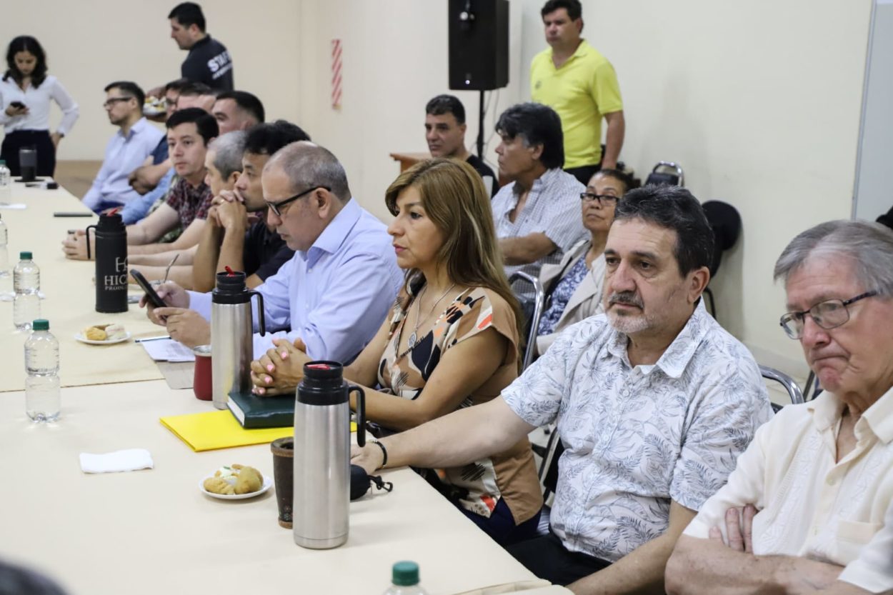 Paraguay: Mesa de Diálogo avanza en acciones para destrabar problemática vinculada al cruce por el puente San Roque González de Santa Cruz y al comercio encarnaceno imagen-8