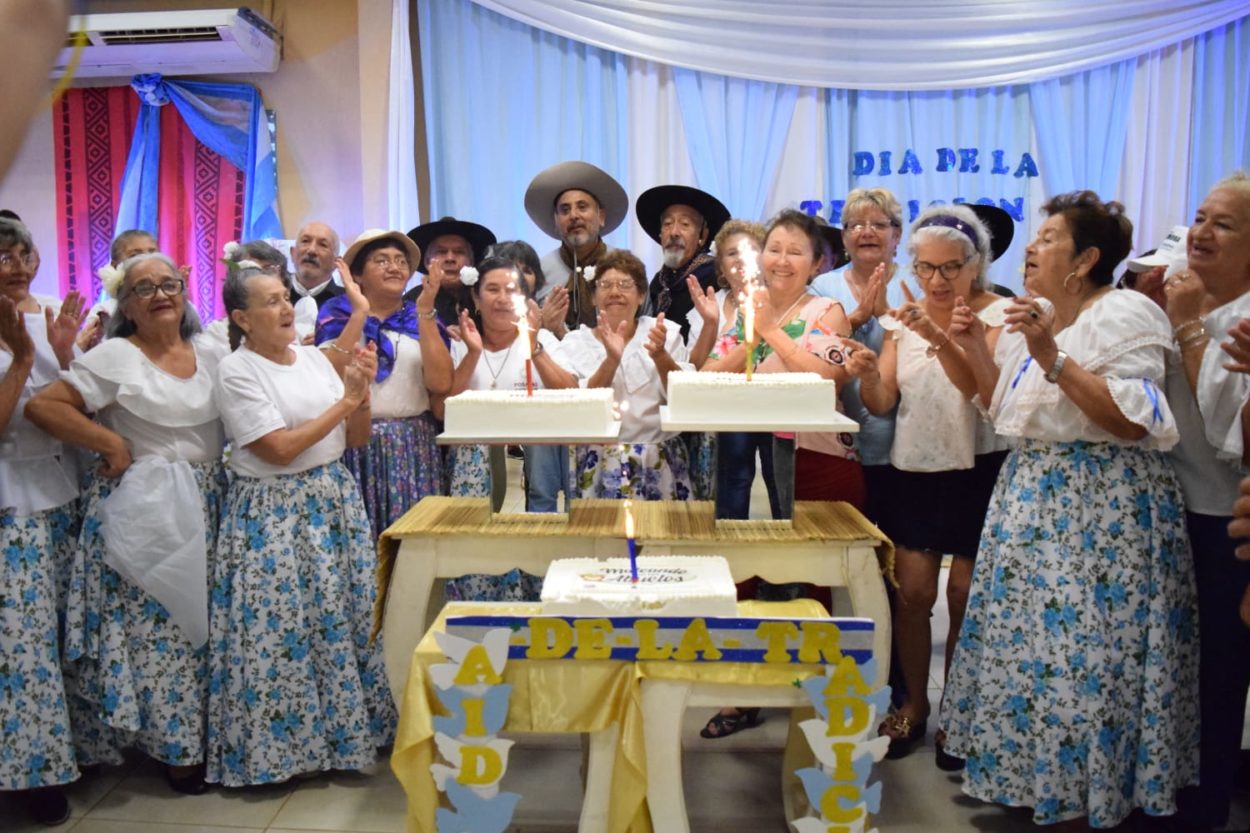 Mateando con los Abuelos: los adultos mayores festejaron el Día de la Tradición con múltiples actividades imagen-2