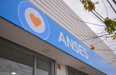 Trabajadores y jubilados ya obtuvieron más de 2 millones de créditos Anses imagen-8