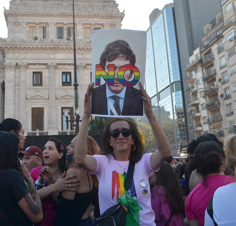 Movimiento Evita Misiones, en Marcha del Orgullo Lgbtiq+ en reclamo de "¡Ni un ajuste más, ni un Derecho menos!" imagen-2