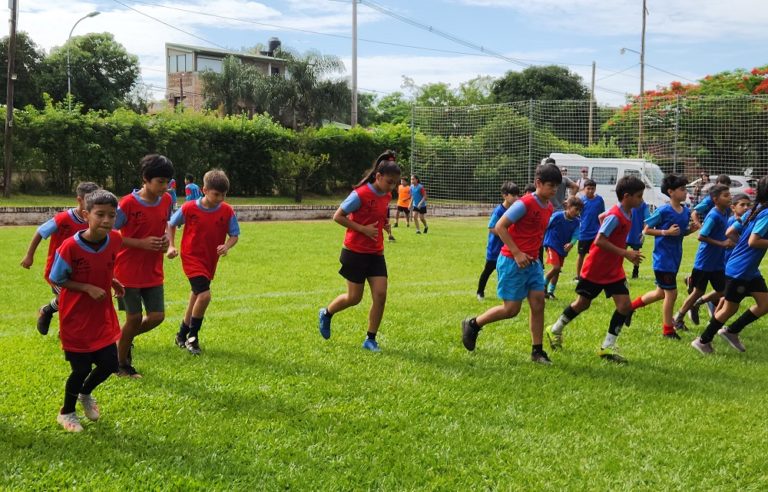 Gran cierre de la segunda temporada "Vivamos el Fútbol” programa del Iplyc imagen-22