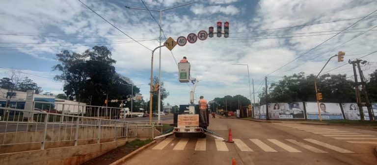 Semáforos fuera de servicio, por fallas en el suministro eléctrico imagen-46