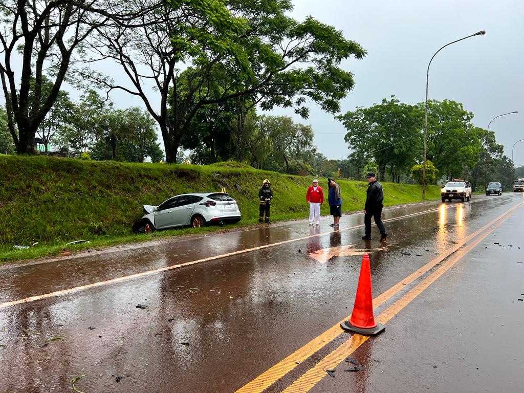 Dos mujeres heridas tras un choque vehicular sobre ruta nacional 14, en Oberá imagen-2