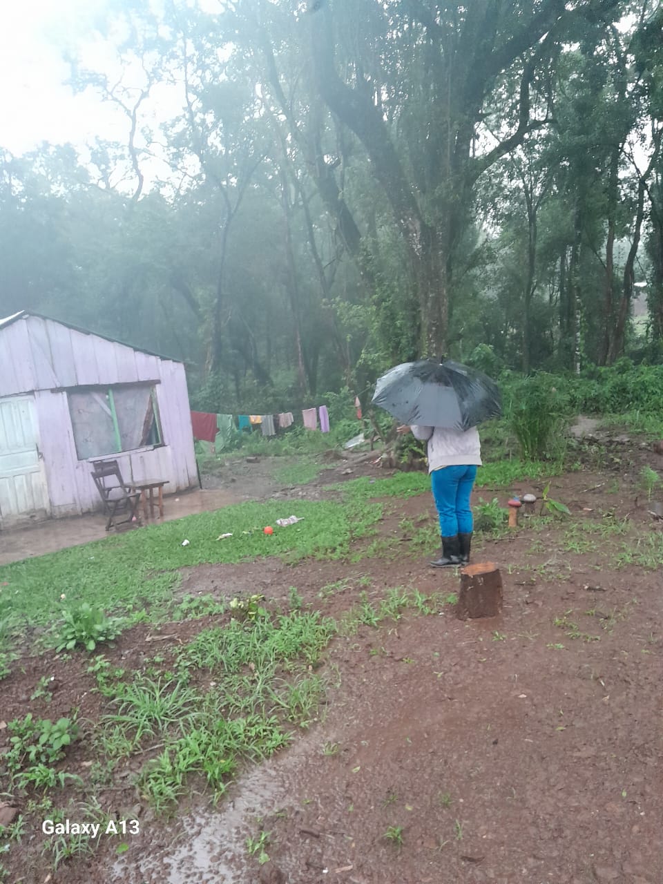 Salud Pública asiste a misioneros afectados por el temporal imagen-24