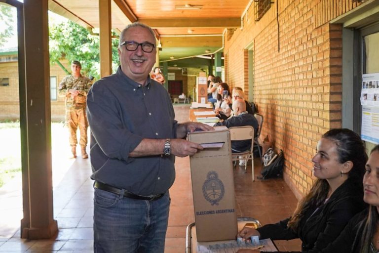 Balotaje: Passalacqua destacó el acto democrático de elegir y llamó a participar imagen-25