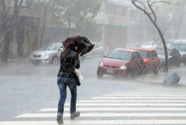 Alerta roja por tormentas para el norte de Misiones y amarilla en otras 12 provincias imagen-47