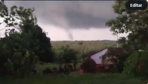 Paraguay: tornado en Santaní se cobra la vida de una niña imagen-5