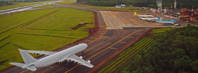 Modifican la tasa aeroportuaria de Iguazú para hacer competitivo el aeropuerto imagen-1