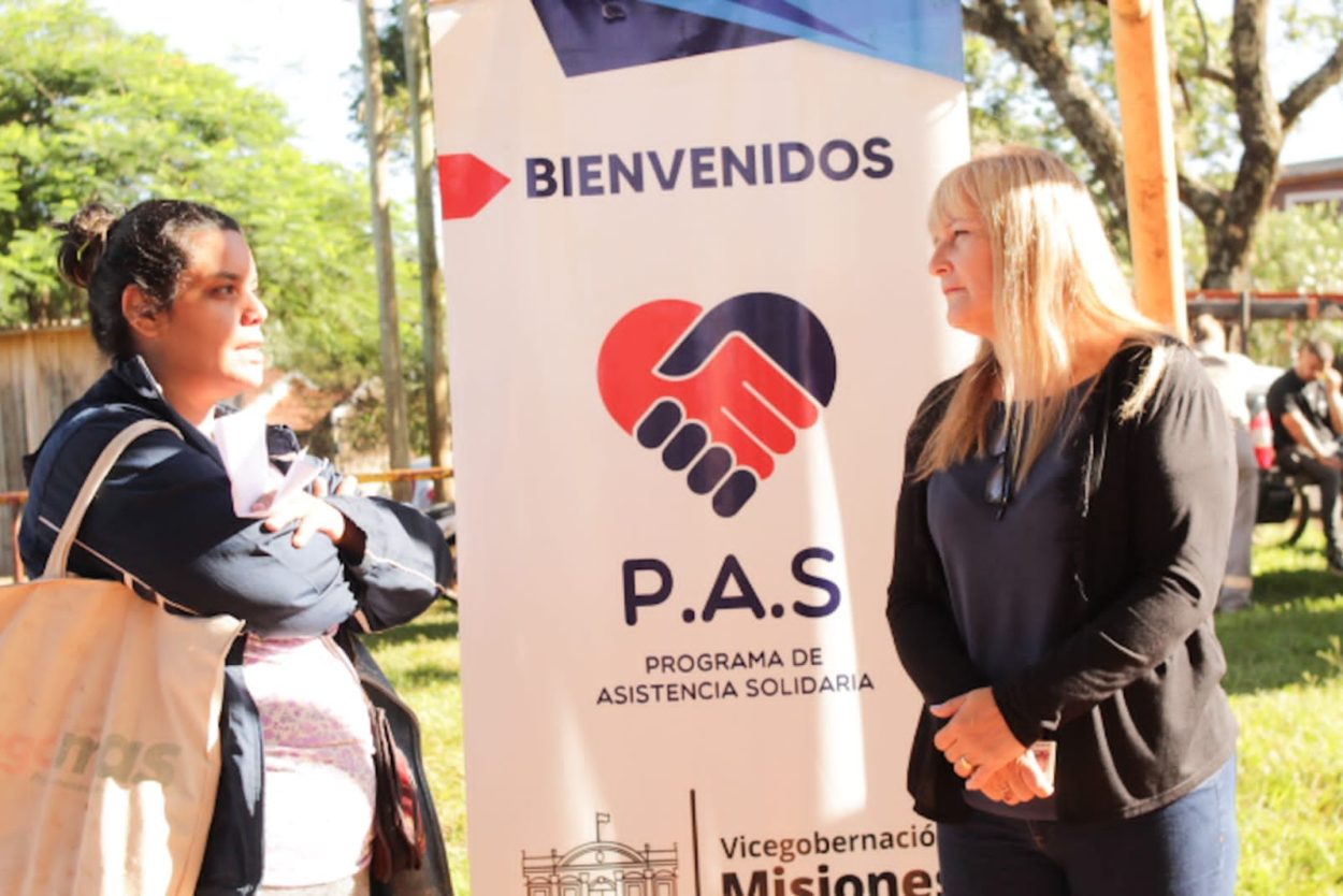 El Mercadito Solidario del P.A.S llegó al barrio Jardín de Posadas imagen-2