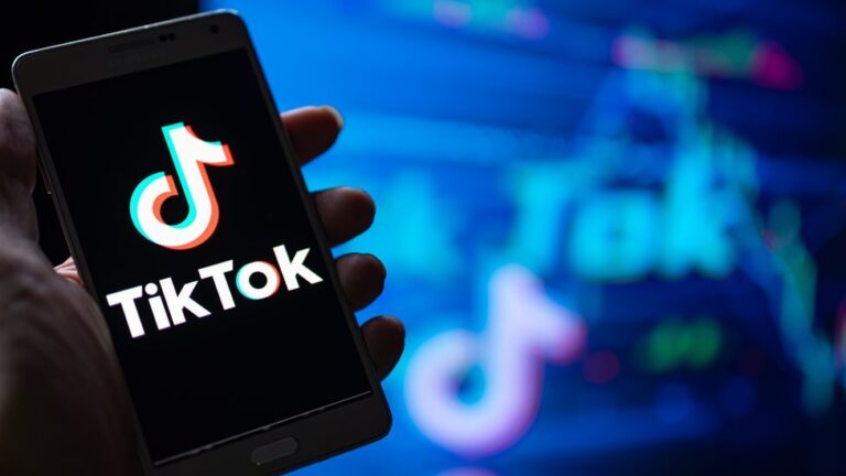 Por un reto viral de TikTok, un adolescente terminó internado con el 30% del cuerpo quemado imagen-42