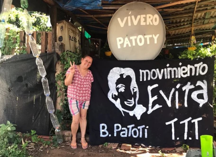 Para sostener el comedor comunitario, mujeres del barrio Patotí apuestan a la comercialización de plantas   imagen-1