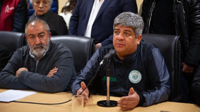 Moyano: "Nadie va a quedarse de brazos cruzados mientras se van los derechos" imagen-42