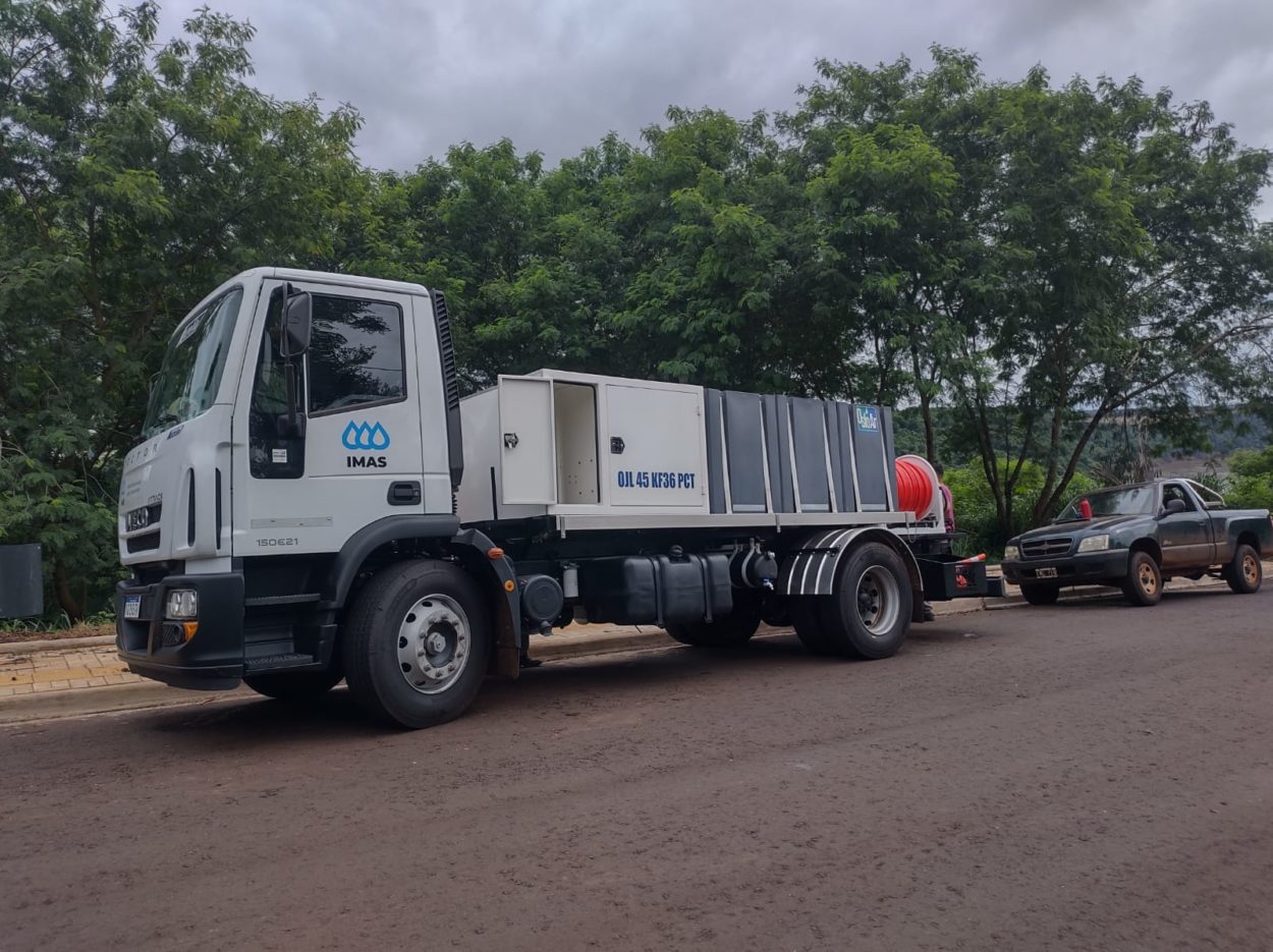 El Imas incorporó camión desobstructor para tareas de saneamiento en Iguazú imagen-2