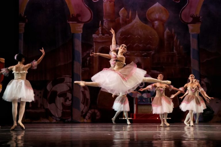 Cierre de temporada del Ballet del Parque a pura magia navideña imagen-4