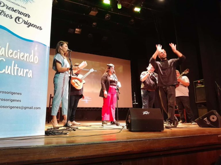 Misioneros participan de la Gran Final de la Pre Fiesta Nacional del Chamamé en Corrientes imagen-8