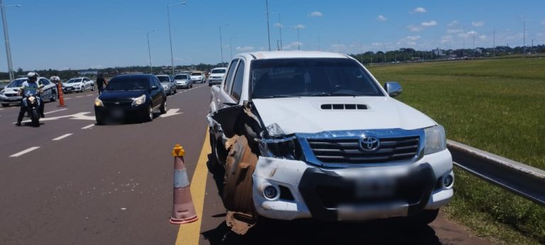 Un lesionado dejó una colisión vehicular en la ruta costera, acceso al barrio A 3-2 imagen-32