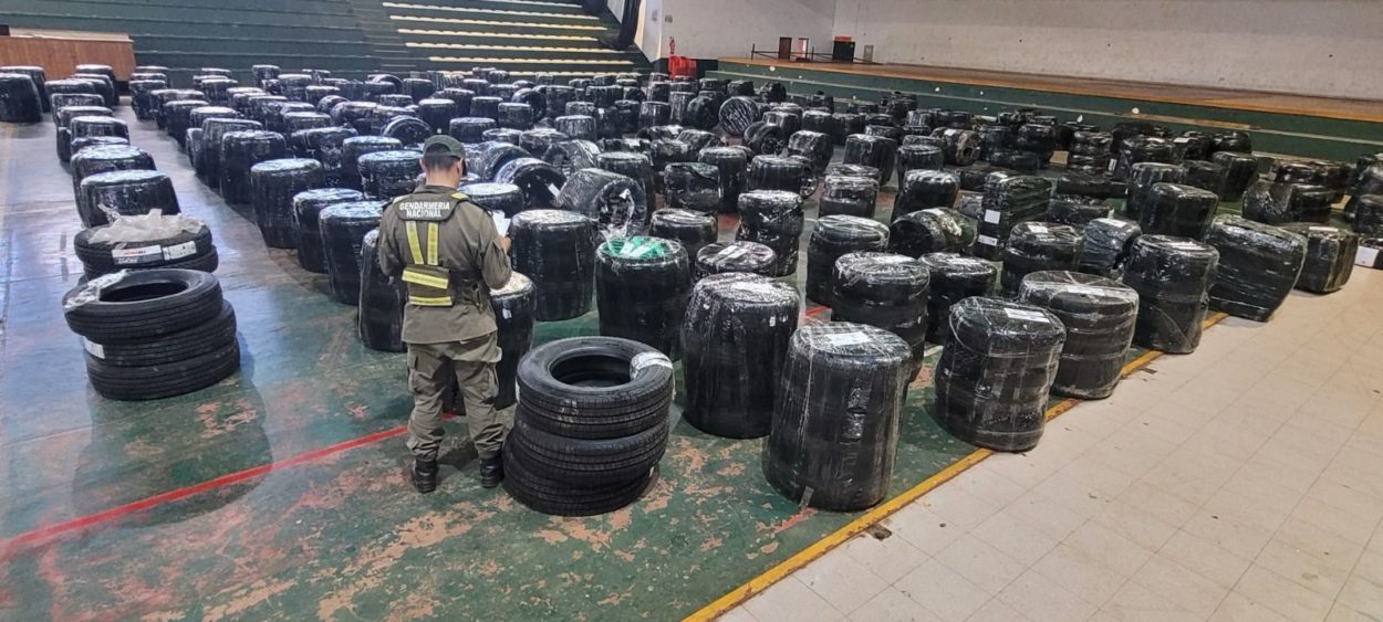 Operativo “Rodados furtivos”: Gendarmería incautó 533 cubiertas de origen ilegal en Misiones imagen-6