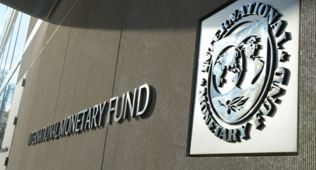 Caputo y Posse reciben a la misión del FMI para renegociar las metas imagen-1