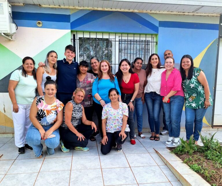 Romero Spinelli entregó elementos básicos al hogar “Misioneritos” y valoró "el Estado presente" imagen-25