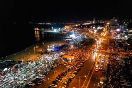 En Encarnación, una multitud recibió el Año Nuevo en la playa San José imagen-7