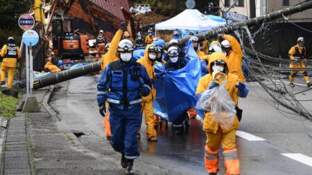 Japón: A cinco días del sismo, hallaron viva a una mujer de 90 años bajo los escombros imagen-3