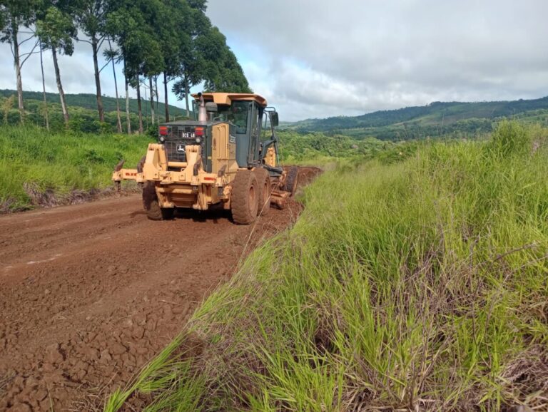 Ejecutan trabajos de conservación de las Rutas Provinciales 18 y 226 imagen-48