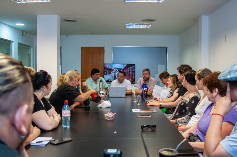 Debate en Misiones: Trabajadores de la cultura rechazan el proyecto de Ley Ómnibus imagen-24