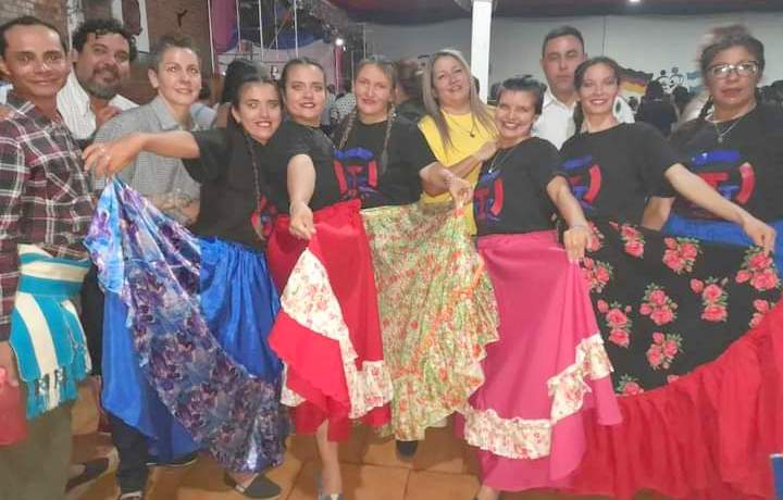 Jardín América: Ballet de folclore "Teko Porá" del Área Cultura del Movimiento Evita, en la Fiesta Provincial del Turista imagen-16