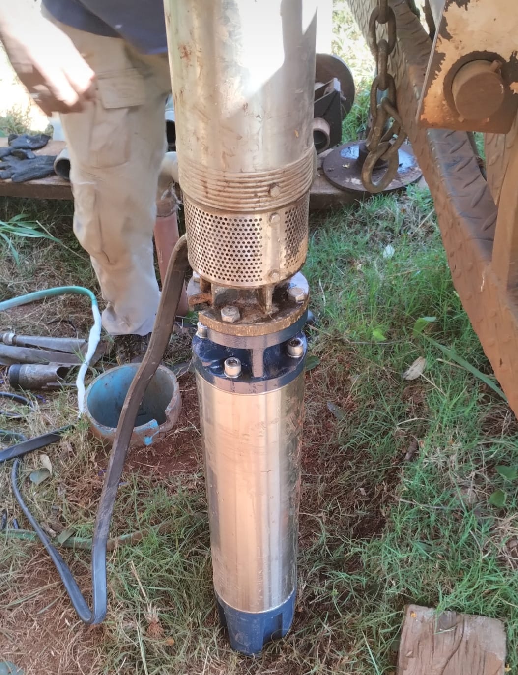 El Imas instaló equipamiento de bombeo en Puerto Leoni para generar un caudal de 23 mil litros hora imagen-1