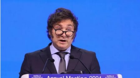 Según un estudio, el índice de confianza del Gobierno de Javier Milei cayó un 8,7% Según un estudio, el índice de confianza del Gobierno de Javier Milei cayó un 8,7% imagen-6