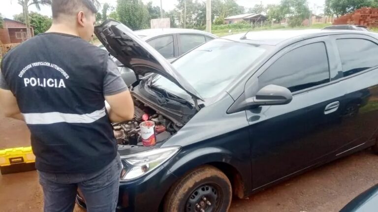 La Policía detuvo a tres hombres presumiblemente implicados en hechos de estafa La Policía detuvo a tres hombres presumiblemente implicados en hechos de estafa imagen-13