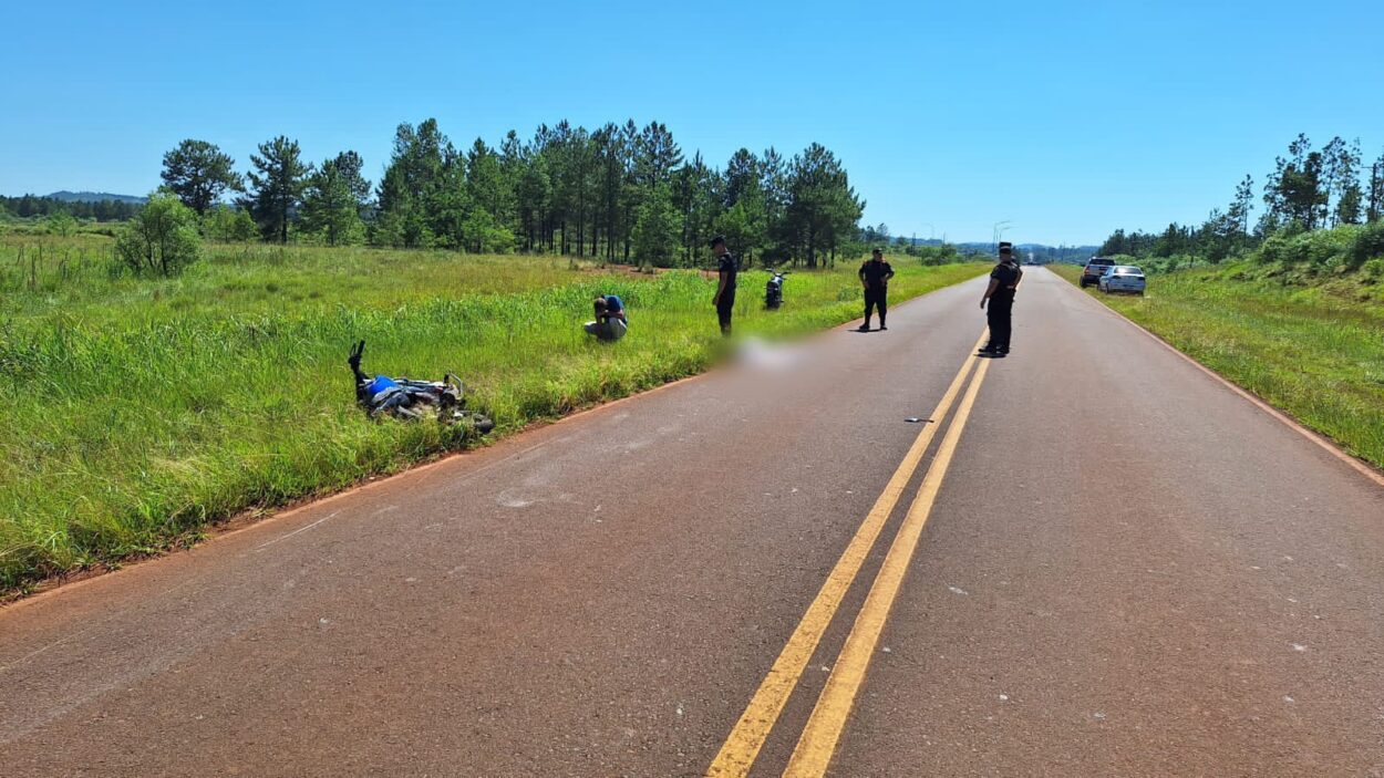 Una mujer falleció tras despistar con su motocicleta en Itacaruaré imagen-1