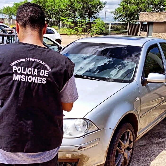 Con el rápido despliegue de operativos cerrojos la Policía interceptó dos vehículos robados en Buenos Aires imagen-1