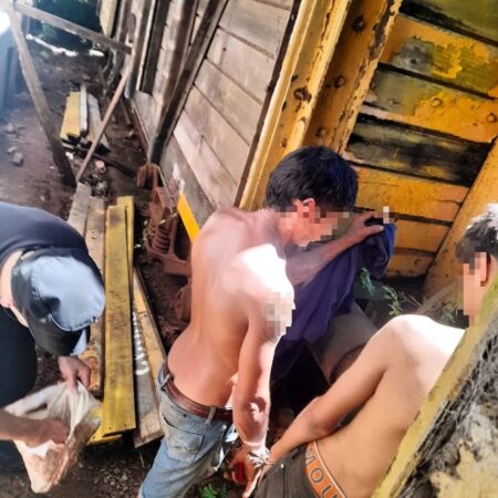 Dos prófugos de Corrientes fueron detenidos en Apóstoles: estaban escondidos en vagones de trenes imagen-7