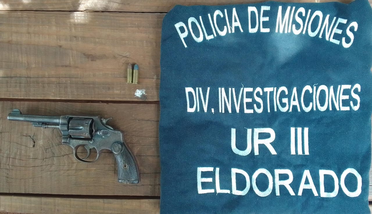 Secuestraron un arma de fuego que habría sido utilizada en el homicidio de un joven en Eldorado imagen-1