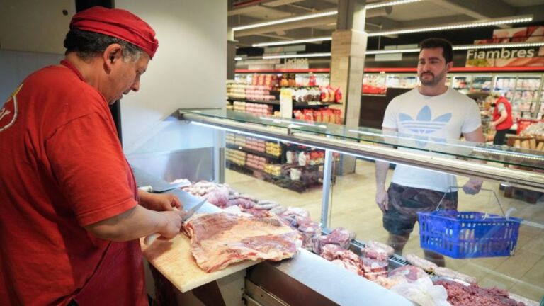 Según un estudio, la canasta de carnes aumentó 45,7% en un mes imagen-2