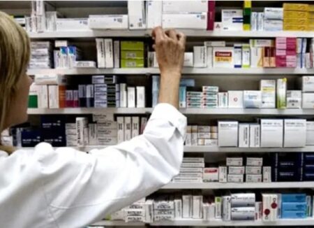 Medicamentos: Gobierno cambia la norma que prohíbe a médicos recetar por marca imagen-8