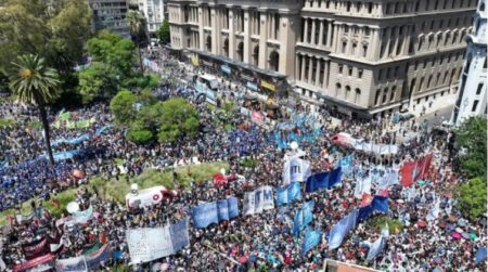 La OIT pidió explicaciones al Gobierno nacional por multar a sindicatos por marchar imagen-2