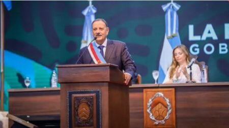 Ricardo Quintela enviará un proyecto a la Legislatura provincial para que La Rioja tenga moneda propia imagen-3