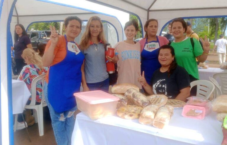 Cooperativa Ñande Pó participó con sus productos para la venta en el Mercado Circular de Misiones imagen-29